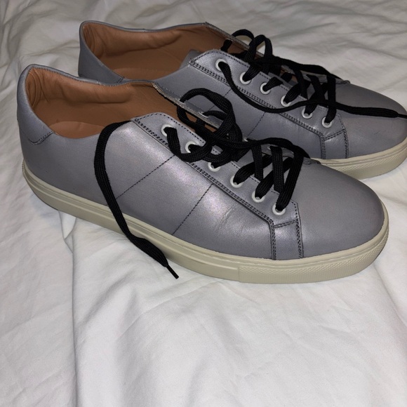 Gray and Black Casual Sneakers with Smooth Upper and White Sole - Picture 3 of 5